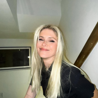 Erin-Moriarty-R0131a467868191f1151