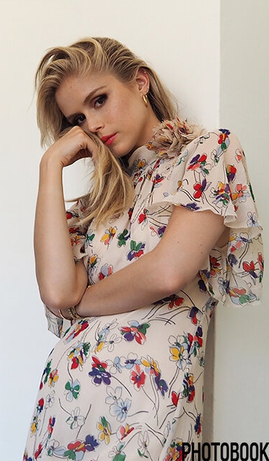 Erin-Moriarty-R048dec1a4ac985ab98b.jpg