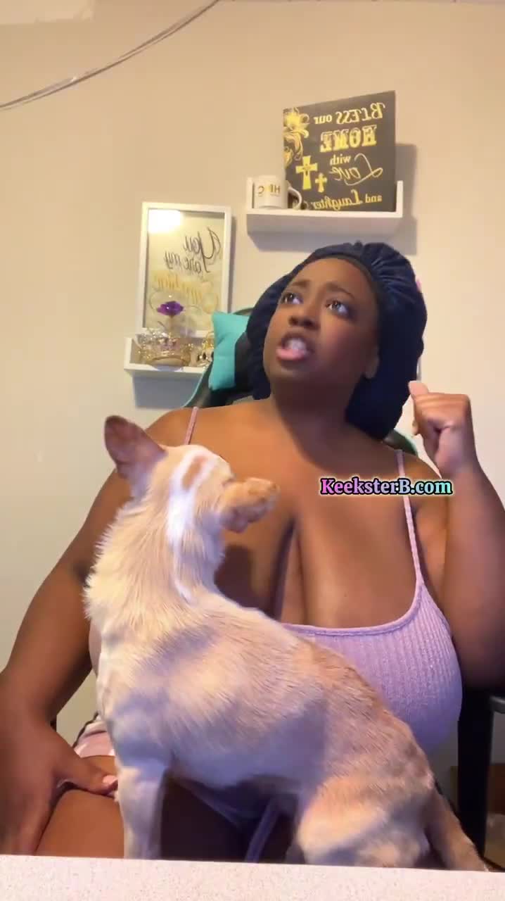 F1Dzad0R2reTFAj0.mp4