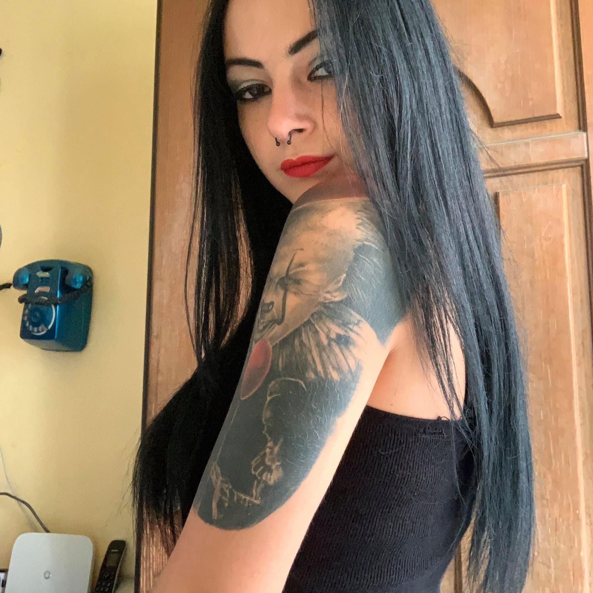 Eriss.morgan aka jennyaddams form Instagram and tik tok