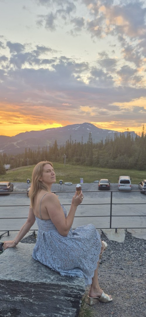 Falling-a-sleep-with-this-stunning-view-tonight----291234c4044c7374e.jpg