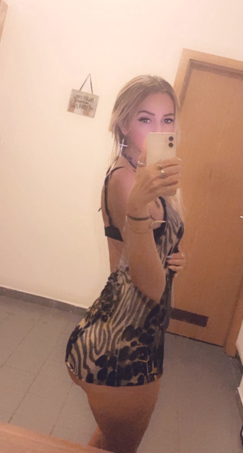 FcUuTjSXkAcU_Xf93ef6dd731be4923.jpeg