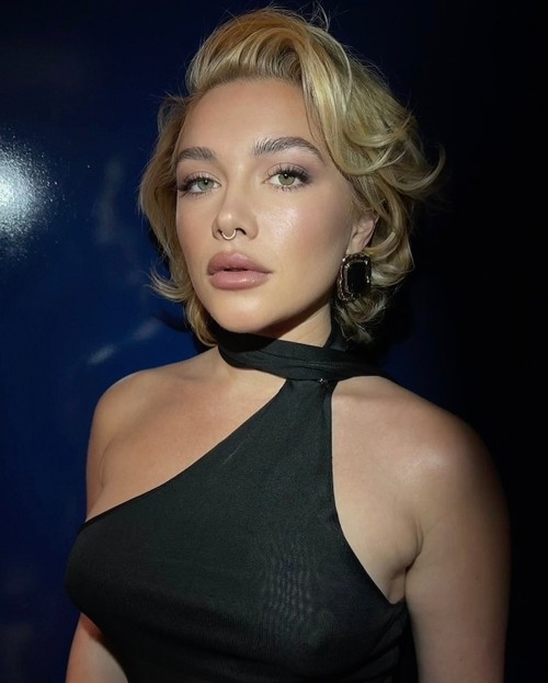 Florence-Pugh-197bf3d58fdaf0316.jpg