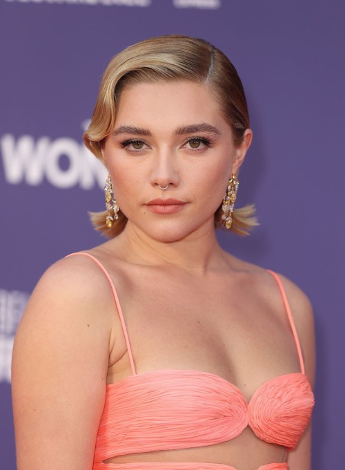 Florence-Pugh-R0377234c9d414c95c5b.jpeg