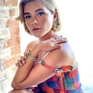 Florence-Pugh-R07790bf518621f85616
