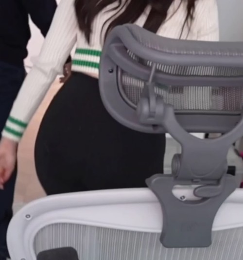 FullSizeRendera459f33664bcae1a.mov