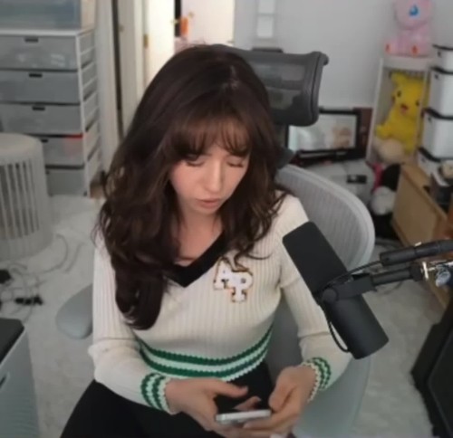 FullSizeRenderd629701cf91860d2.mov