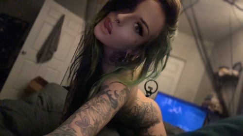GN_F6iZWIAAUih6a357b1fa10f97a9b.jpg