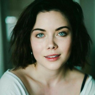 Gracie-Gillam-R00991d174f7a12ca4f7