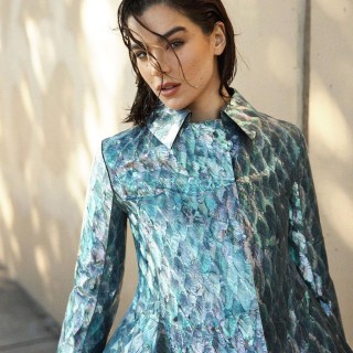 Hailee-Steinfeld-R004