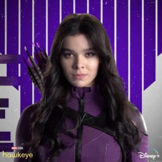Hailee-Steinfeld-R022