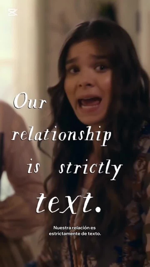 Hailee Steinfeld R038