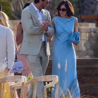 Hailee-Steinfeld-R110