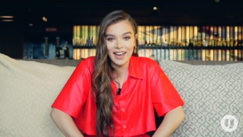 Hailee-Steinfeld-R203.jpg