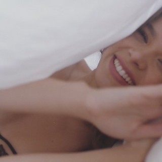 Hailee-Steinfeld-R223