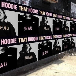 Hailee-Steinfeld-R348