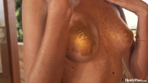 Heidy_Golden.mp4_snapshot_01.59.092a6743fa14c482a2a.jpg