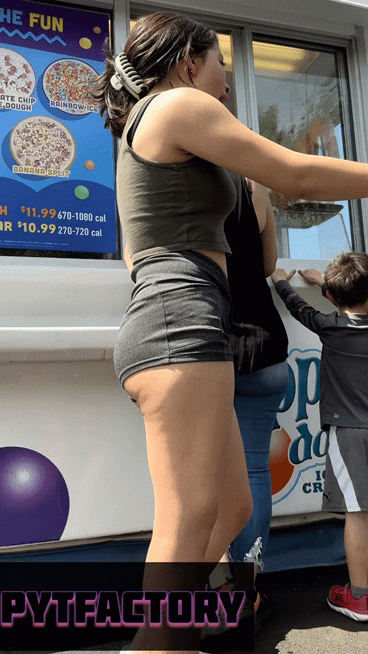 Hot-cheeksFhd1d85eea89d187a872.gif
