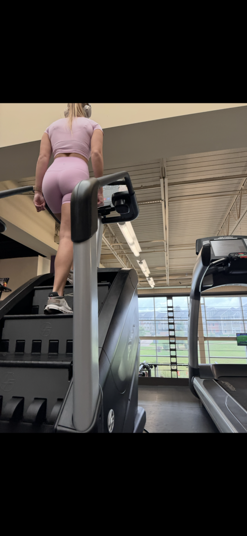 IMG_1266963120323c02b7aa.png