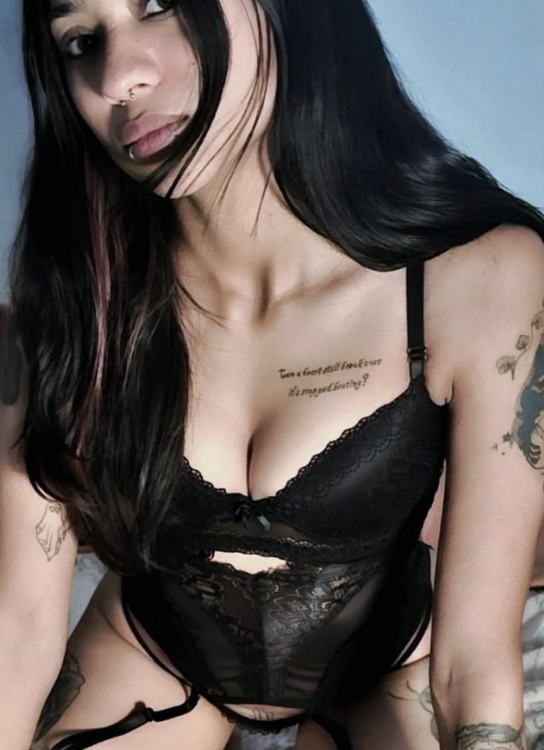 GothNnerd couple / gothnnerd /Gothn’nerd