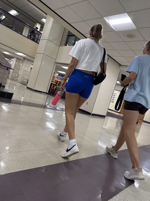 IMG_698052a58f2f3e00eda2.jpeg