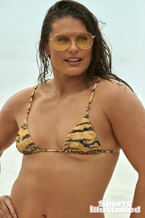 Ilona-Maher-Sexy-17-thefappeningblog.com_f2f06544b32b3709.jpg