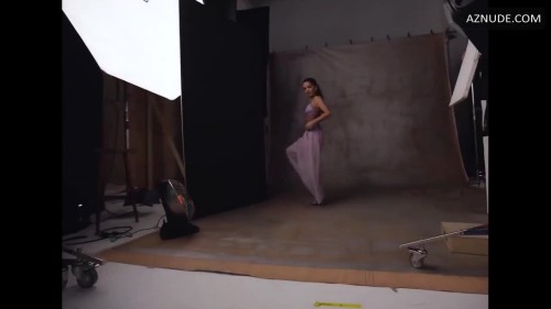 Isabela-Merced-R139.mp4