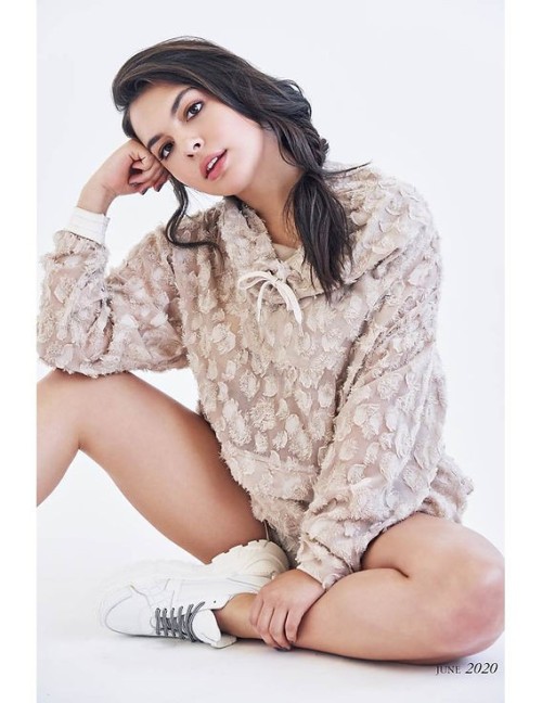Isabella-Gomez-R003.jpg