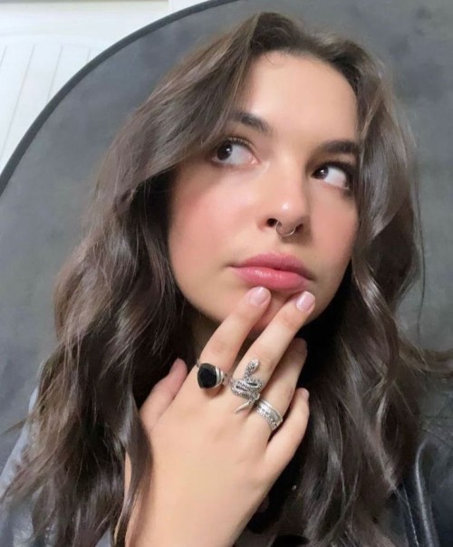 Isabella-Gomez-R005.jpeg