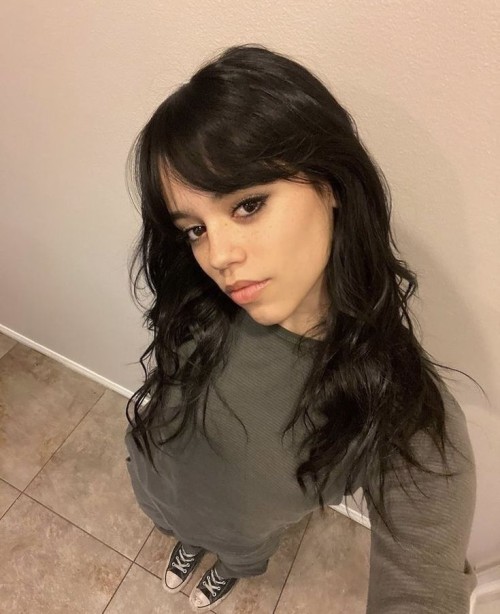 Jenna-Ortega-R013.jpeg