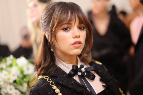 Jenna-Ortega-R050.jpg