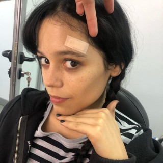 Jenna-Ortega-R062