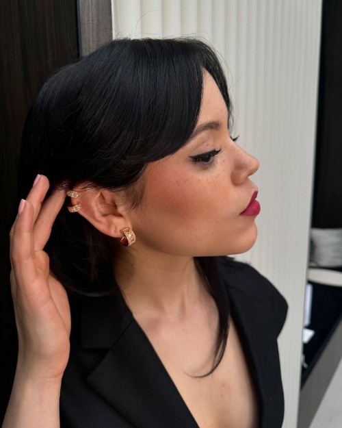 Jenna-Ortega-R155.jpg
