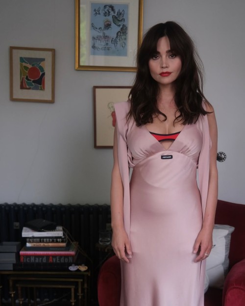 Jenna-jenna_coleman_-attending-the-britishvogue-and-netflixuk-Pre-BAFTA-event-last-night.-Jenna-wears-miumiu-Styled-leithclark-Hair-halleybrisker-Makeup-and-Photos-by-me-valeriaferreir409ea36d9f692c5c.jpg