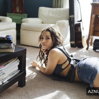 Jessica-Parker-Kennedy-R04340ed4e345b28a6d3