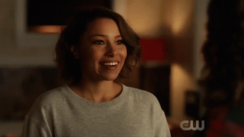 Jessica-Parker-Kennedy-R055aed76091f5f91d71.gif