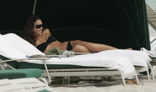 Jessica_Alba__2_88183444de21fd98.jpg