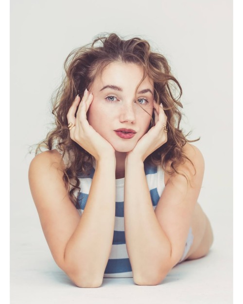 KICK PhotoshootModel Agata @ostentacja Studio @studiopelnaklatka #photo #shoot #female #model (14)