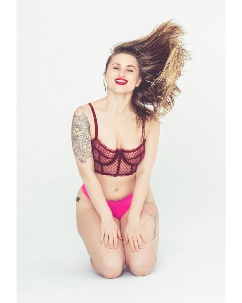 KICK PhotoshootModel Alexa @alexa ronowska Studio @studiopelnaklatka #photo #shoot #female #mo (1)