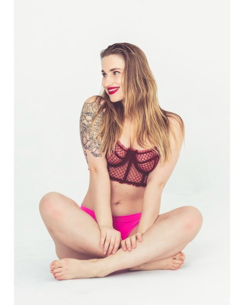 KICK PhotoshootModel Alexa @alexa ronowska Studio @studiopelnaklatka #photo #shoot #female #mo (4)