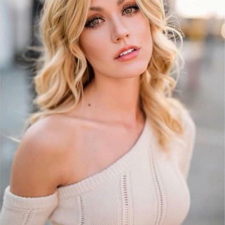 Katherine-McNamara-R0506939644ae17d4d5a