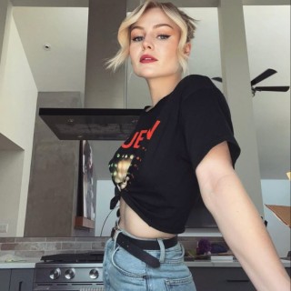 Kris-Collins-KallMeKris-R03650a88efb892c410a