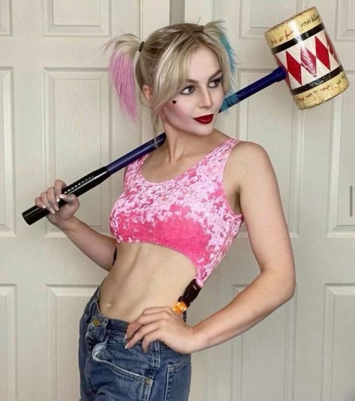 Kris-Collins-KallMeKris-R0370c747b00ac436397.jpeg