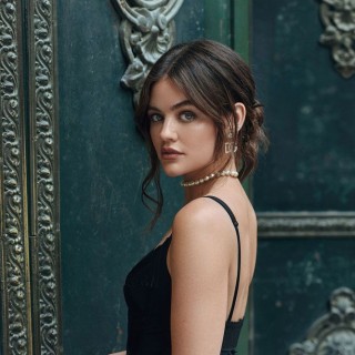 Lucy-Hale-R0015ea616e4db095122