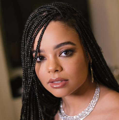 Lydia-West-R0055f42c3a4800e516c.png