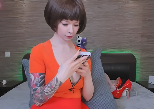 MOD312-Arikajoy-model9cb965453b8a1af2.jpg