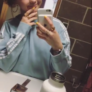 Maisie-Williams-R013