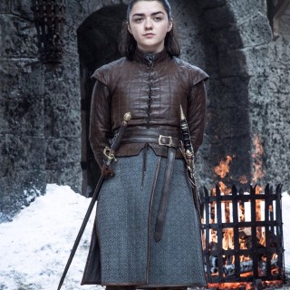 Maisie-Williams-R030