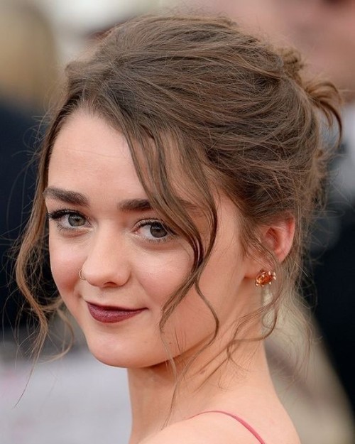 Maisie-Williams-R052.jpeg