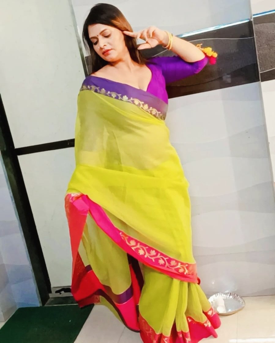 Malvika-Tomar143695f3a4035765c3.jpg